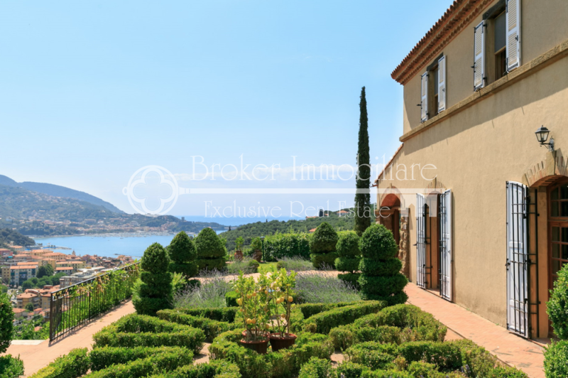 Details of  Period villa for sale with sea views in Lerici Ligurian Riviera - ILU26175