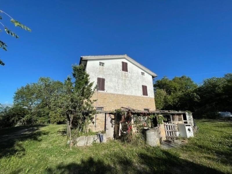 3 Bedrooms Farmhouse for sale in Penna San Giovanniimg_2889 ima38169-img_2889.