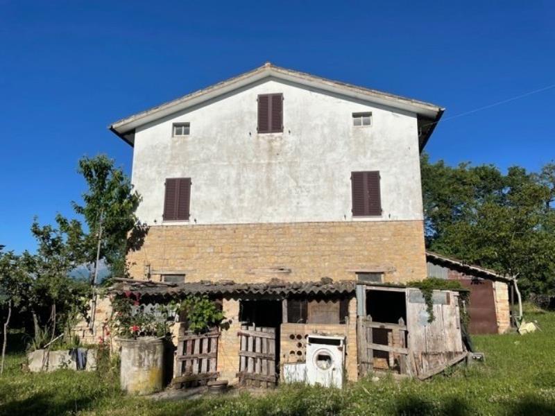 3 Bedrooms Farmhouse for sale in Penna San Giovanniimg_2890 ima38169-img_2890.
