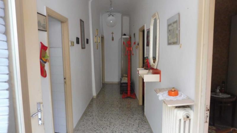 House for sale in San Severino Marche, Marchepic_3366_P1050157 ima38450-pic_3366_P1050157.