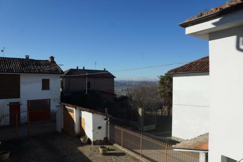 Small house in the centre villagecase-inpiemonte-piedmont-properties-real-estate-eli-anne-fabiana-1334-10 ipe35806-case-inpiemonte-piedmont-properties-real-estate-eli-anne-fabiana-1334-10.