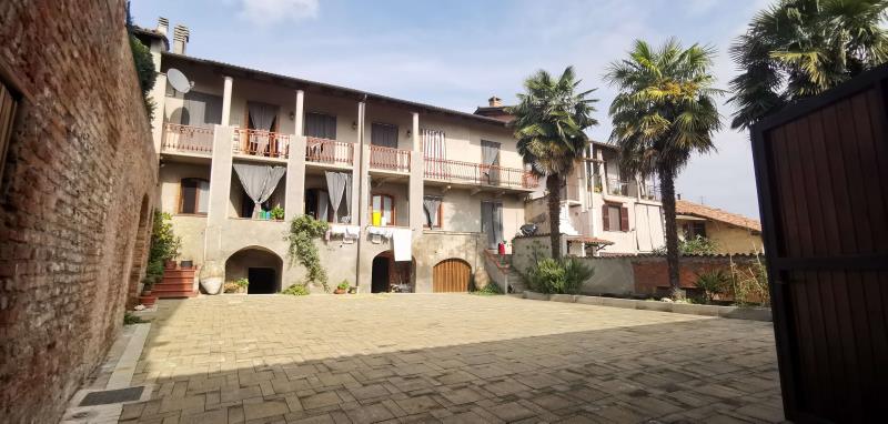 Within walking distance of the charming villagecase-in-piemonte-piedmont-properties-real-estate-eli-anne-fabiana-1338-10-1 ipe35810-case-in-piemonte-piedmont-properties-real-estate-eli-anne-fabiana-1338-10-1.