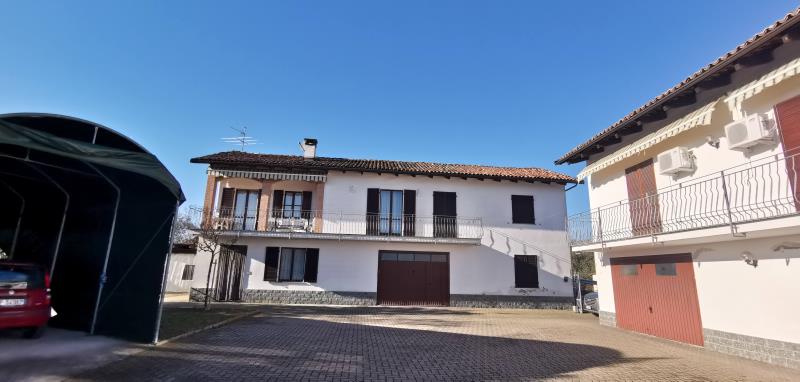 Property with various possibilitiescase-in-piemonte-piedmont-properties-real-estate-eli-anne-fabiana-1340-11 ipe35837-case-in-piemonte-piedmont-properties-real-estate-eli-anne-fabiana-1340-11.