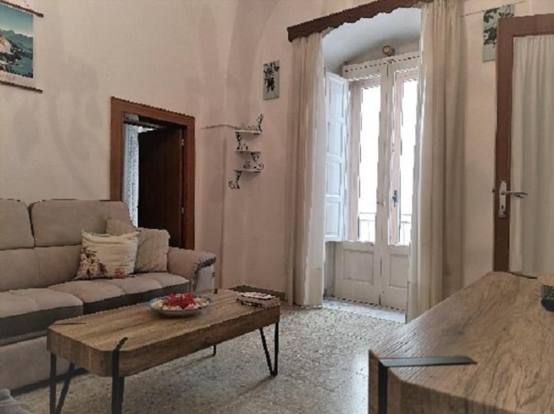 Details of Lovely 2-Bedroom Town House In Historical Town, Ceglie Messapica, Brindisi - IPU36715