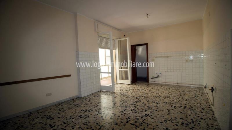 Bright apartment for sale in Brindisi.14L2086IMG5 ipu37428-14L2086IMG5.
