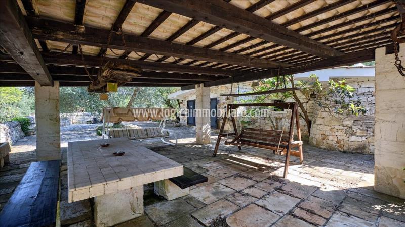 Property with trulli for sale in Ceglie Messapica.14L2087IMG17 ipu37429-14L2087IMG17.