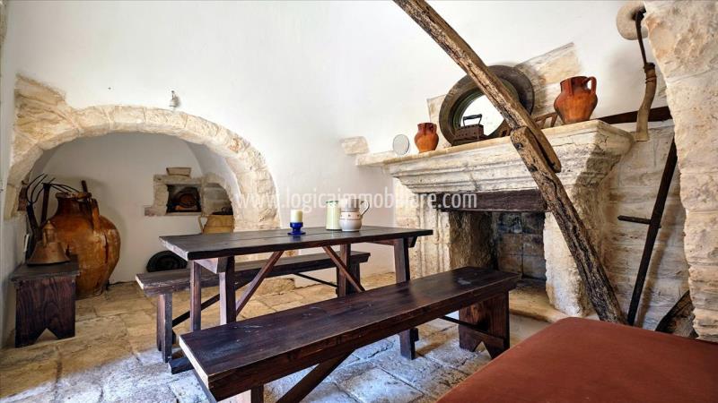 Property with trulli for sale in Ceglie Messapica.14L2087IMG6 ipu37429-14L2087IMG6.