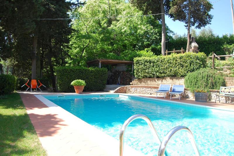 Restored Tuscan Barn with Pool for SaleMontespertoli-Restored-Barn-with-pool-7 itu35826-Montespertoli-Restored-Barn-with-pool-7.