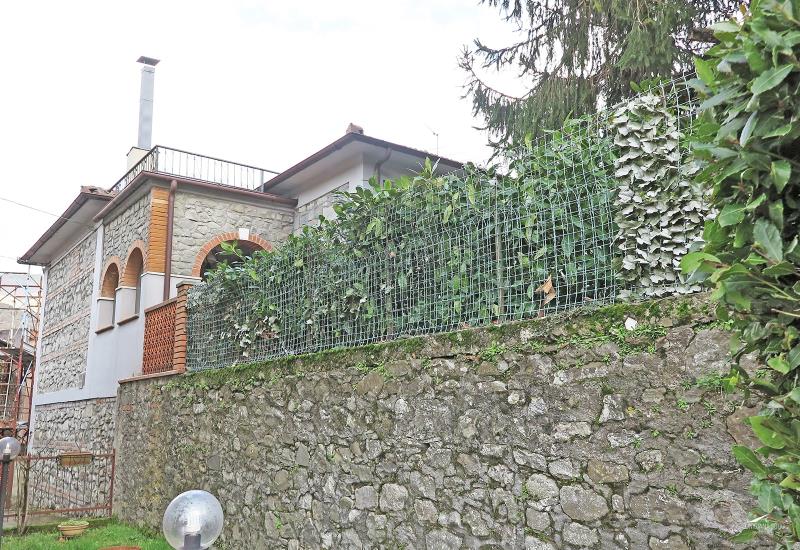 Detached stone house in Minucciano, Tuscany1583504899_8oakJDN_kQhh15z itu36588-1583504899_8oakJDN_kQhh15z.