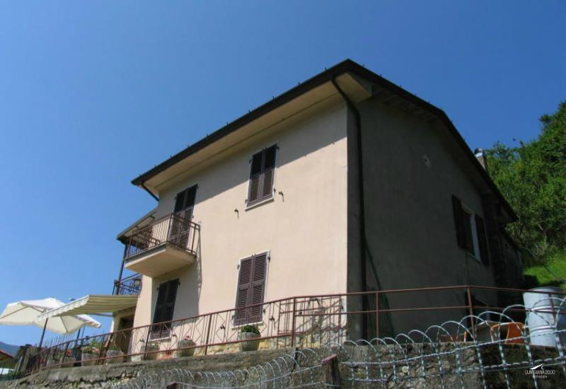 Detached house with land in a sunny position in Comano, Tuscany1577969794_SODhh3N_UWPmP9v itu36593-1577969794_SODhh3N_UWPmP9v.