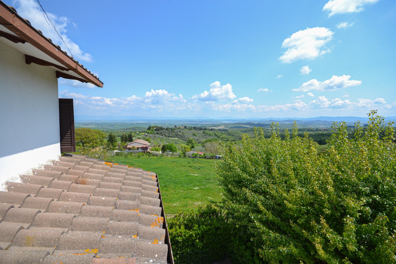 Villa with stunning views over the Tuscan countrysideg_20220609171806 itu36912-g_20220609171806.