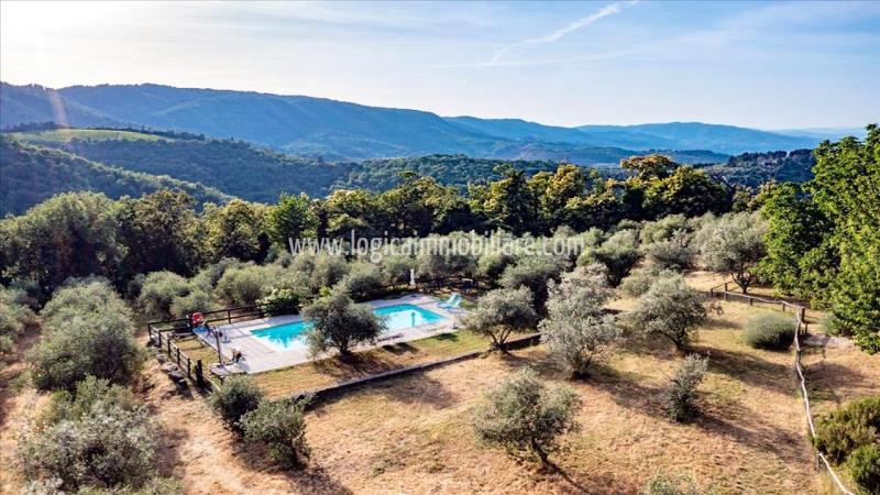 Panoramic property for sale in Valdarno.14L2081IMG23 itu37425-14L2081IMG23.