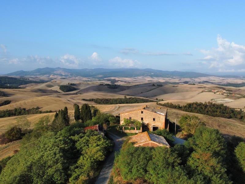 Hamlet to be restored in the town of Volterra itu37636-dji_fly_20220907_080736_717_1662533742038_photo_optimized.