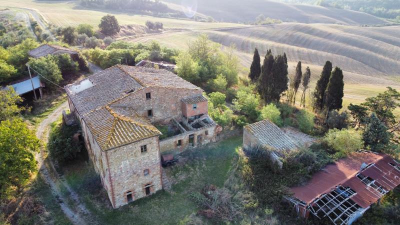 Hamlet to be restored in the town of Volterra itu37636-dji_fly_20220907_080858_718_1662533737039_photo_optimized.