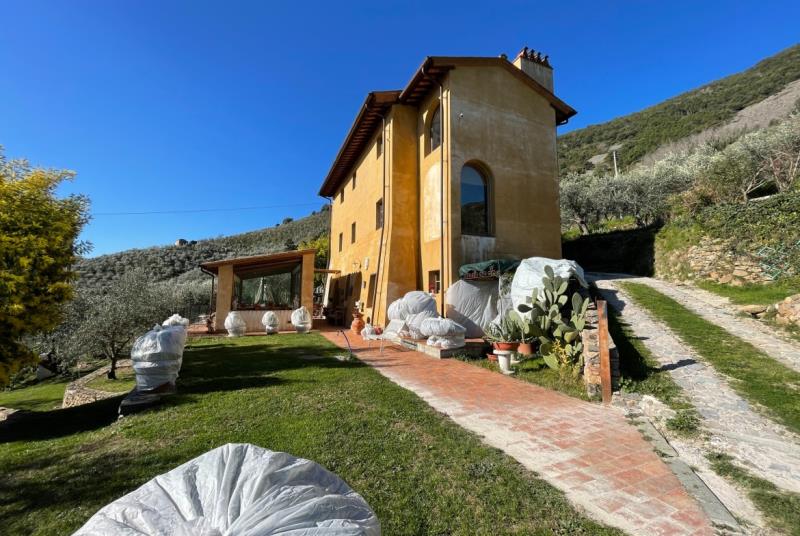 Wonderful high-end restoration tuscan country house + dependanceIMG_2979-scaled itu37640-IMG_2979-scaled.