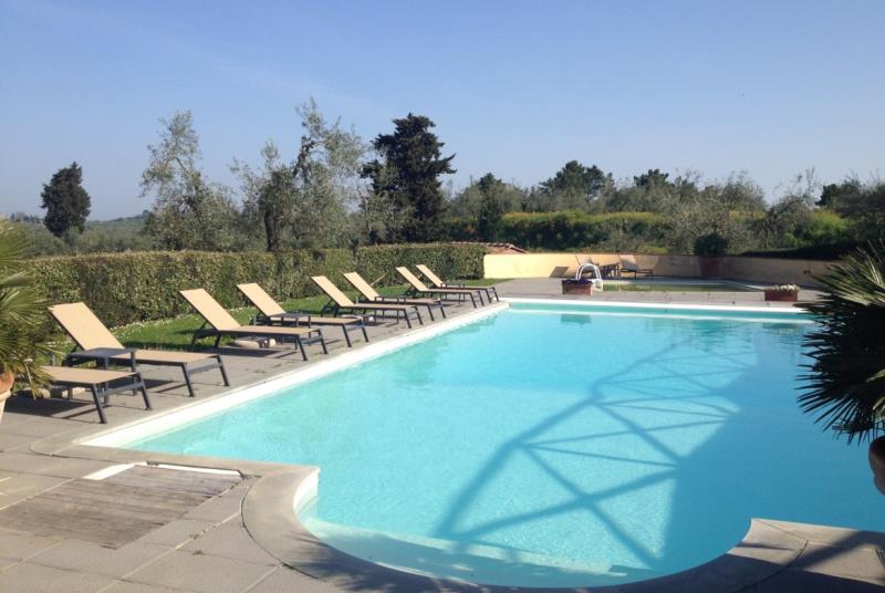 Small tuscan apartment in resortsecond-swimming-pool-2-scaled itu37643-second-swimming-pool-2-scaled.