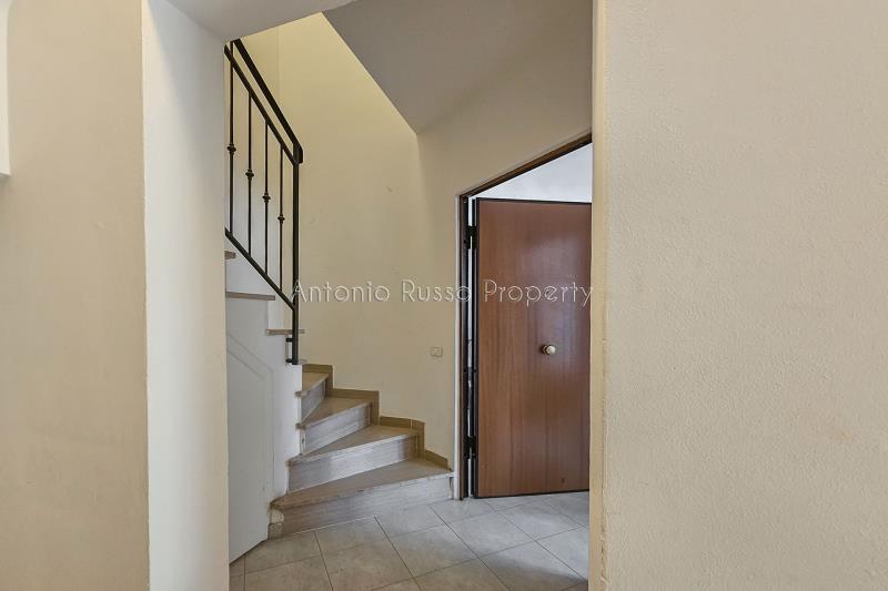 Apartment for sale 100 meters from the seaLC-20-27 itu38681-LC-20-27.