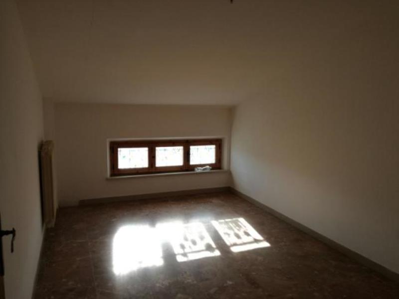 Slated ceilings apartment with garag IUM24162-g_20170317181258.