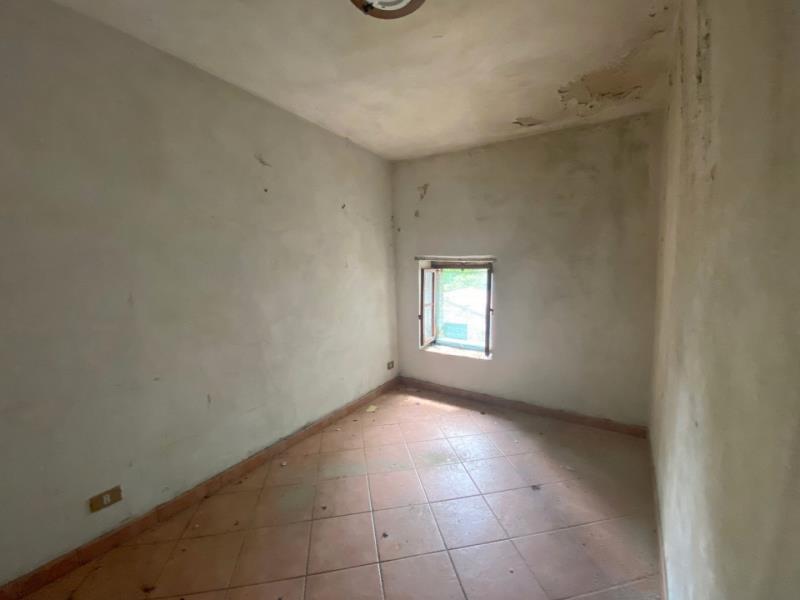 Part of detached house with 3000 sq.m  of land IUM34070-g_20210908101234.
