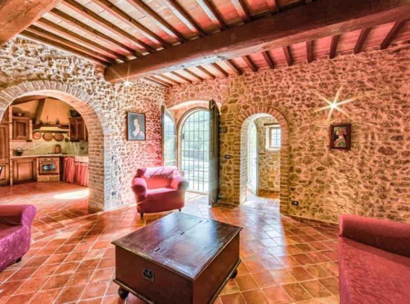 Charming Villa With Medieval Towers Near Spoleto, Umbriaium35526-2022-03-villa-towers-spoleto-umbria-italy-luxury-013-758x564 ium35526-2022-03-villa-towers-spoleto-umbria-italy-luxury-013-758x564.