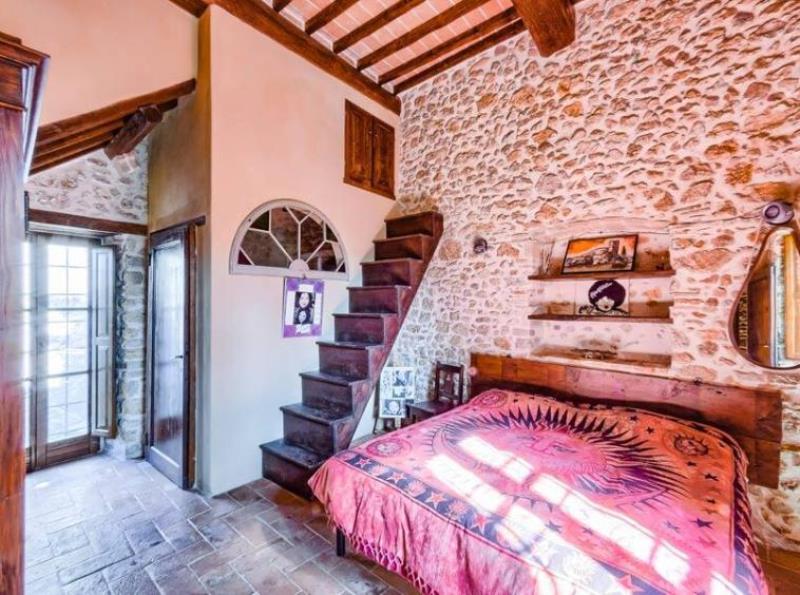 Charming Villa With Medieval Towers Near Spoleto, Umbriaium35526-2022-03-villa-towers-spoleto-umbria-italy-luxury-028-758x564 ium35526-2022-03-villa-towers-spoleto-umbria-italy-luxury-028-758x564.