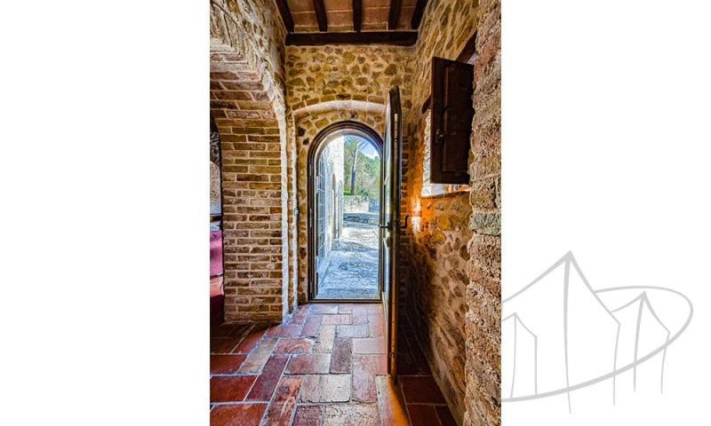 Charming Villa With Medieval Towers Near Spoleto, Umbriavilla-towers-spoleto-umbria-italy-luxury-011 ium35526-villa-towers-spoleto-umbria-italy-luxury-011.