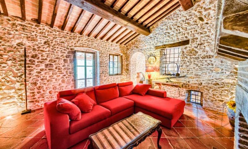 Charming Villa With Medieval Towers Near Spoleto, Umbriavilla-towers-spoleto-umbria-italy-luxury-022 ium35526-villa-towers-spoleto-umbria-italy-luxury-022.
