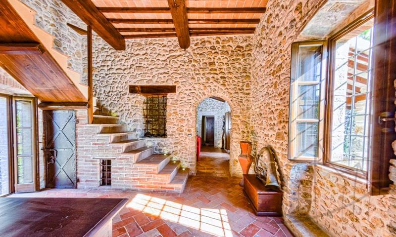 Charming Villa With Medieval Towers Near Spoleto, Umbriavilla-towers-spoleto-umbria-italy-luxury-026 ium35526-villa-towers-spoleto-umbria-italy-luxury-026.
